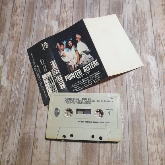 Pointer Sisters "Break Out" Cassette Tape Album 1983 RCA Records - Picture 3 of 3